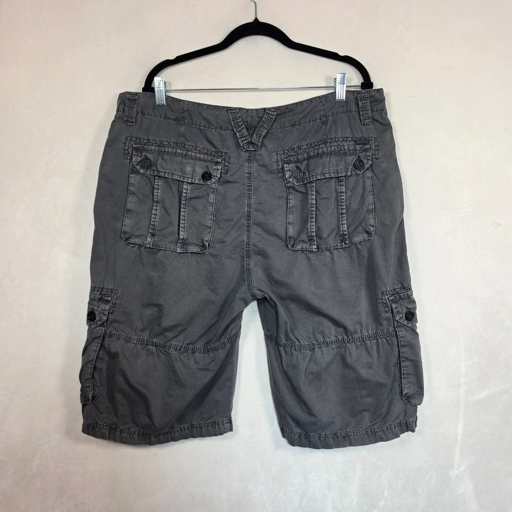 Buckle Black Cargo Shorts Mens 36 Gray Athletic Fit Utility Y2K Streetwear